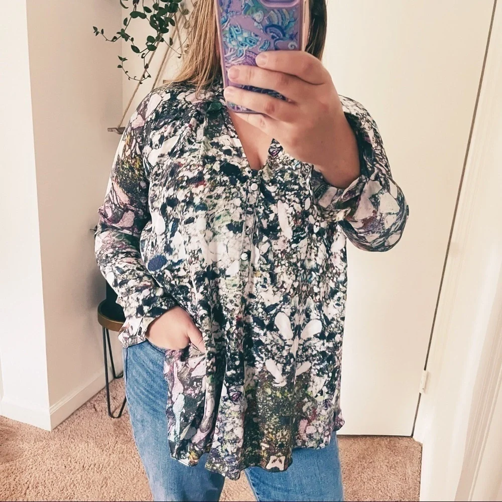 Hunter Bell NYC Toppin 100% Silk Abstract Print Blouse - Small - Picture 3 of 9